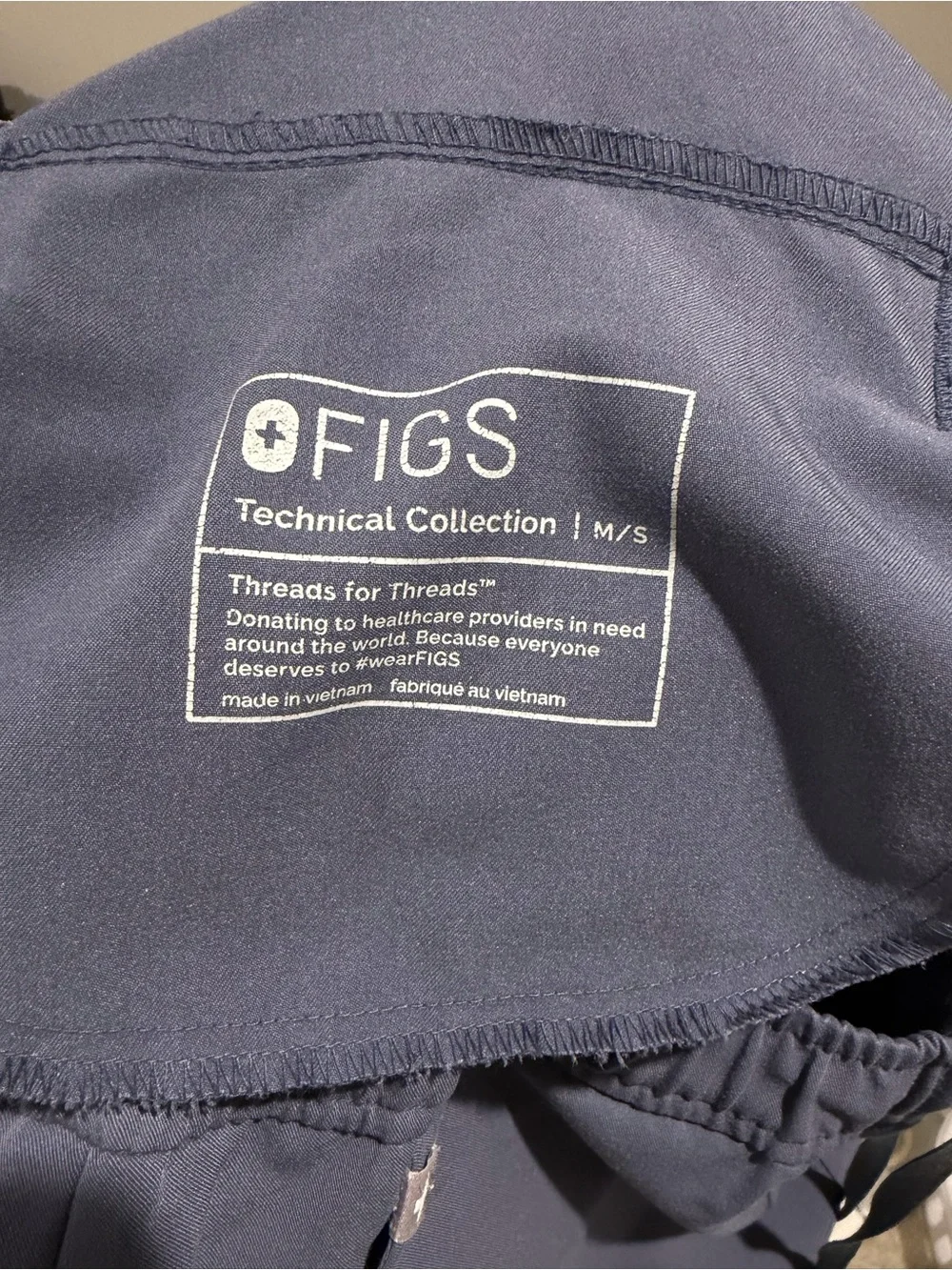 Figs Men's Navy Jogger scrub pants